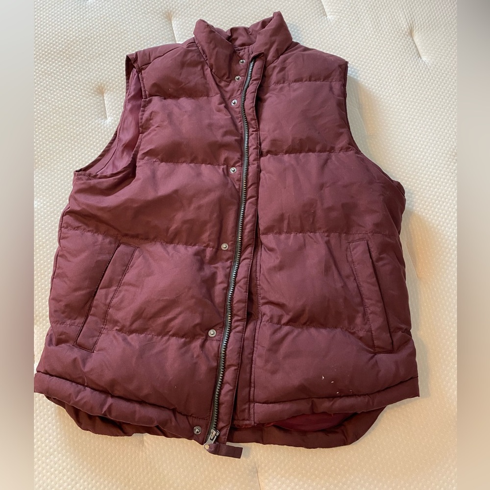 BURGUNDY DOWN VEST